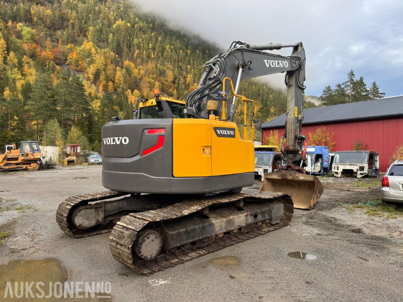 2013 Volvo ECR235DL Beltegraver - Tiltrotator - Pelle: photos 5 2013 Volvo ECR235DL Beltegraver - Tiltrotator - Pelle: photos 5