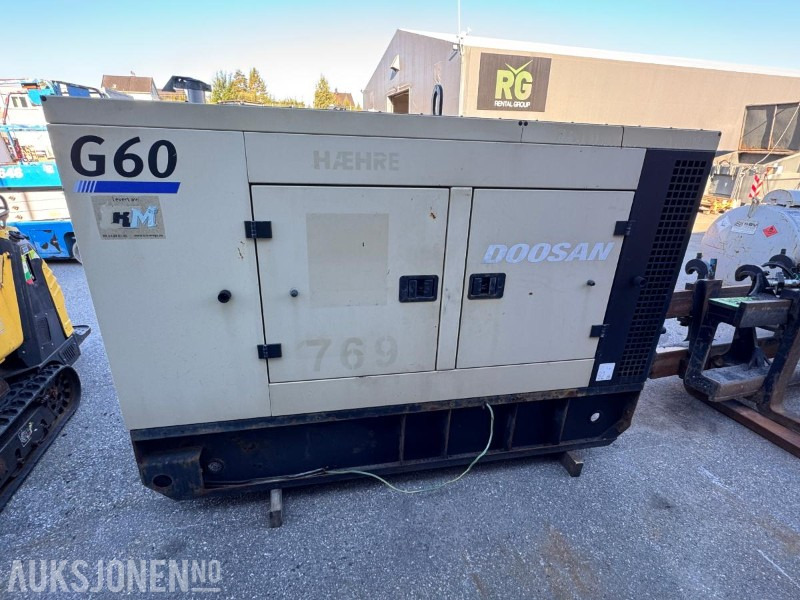 2014 Doosan G60 generator - Matériel de chantier: photos 2 2014 Doosan G60 generator - Matériel de chantier: photos 2