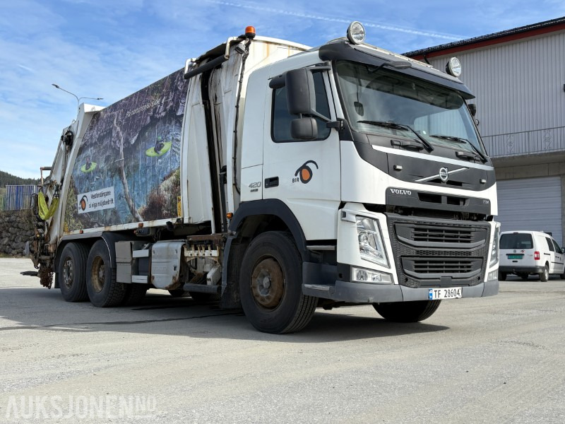 2014 Volvo FM 420 renovasjonsbil med 2-kammers løsning - Benne à ordures ménagères: photos 2 2014 Volvo FM 420 renovasjonsbil med 2-kammers løsning - Benne à ordures ménagères: photos 2