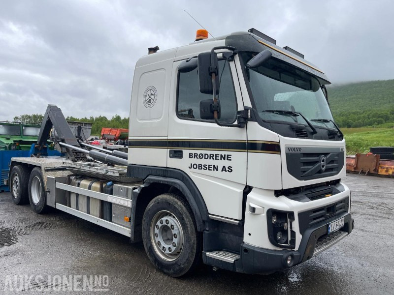 2014 Volvo FMX * Krokløft * 275076 km * Godkjent som skolebil * Eu godkjent til 25.08.2025 - Camion ampliroll: photos 2 2014 Volvo FMX * Krokløft * 275076 km * Godkjent som skolebil * Eu godkjent til 25.08.2025 - Camion ampliroll: photos 2