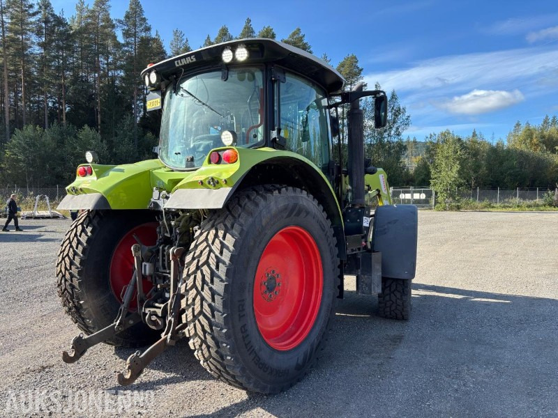 Tracteur agricole 2015 Claas Arion 530 A34 traktor med frontlaster: photos 6 Tracteur agricole 2015 Claas Arion 530 A34 traktor med frontlaster: photos 6