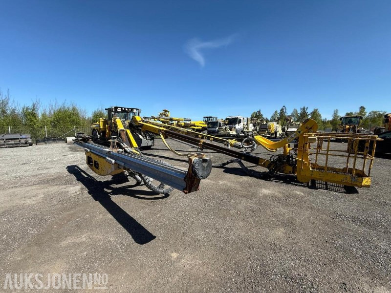 2015 Epiroc BOOMER E2C underjords bore-/tunneleringsrigg - Foreuse: photos 3 2015 Epiroc BOOMER E2C underjords bore-/tunneleringsrigg - Foreuse: photos 3