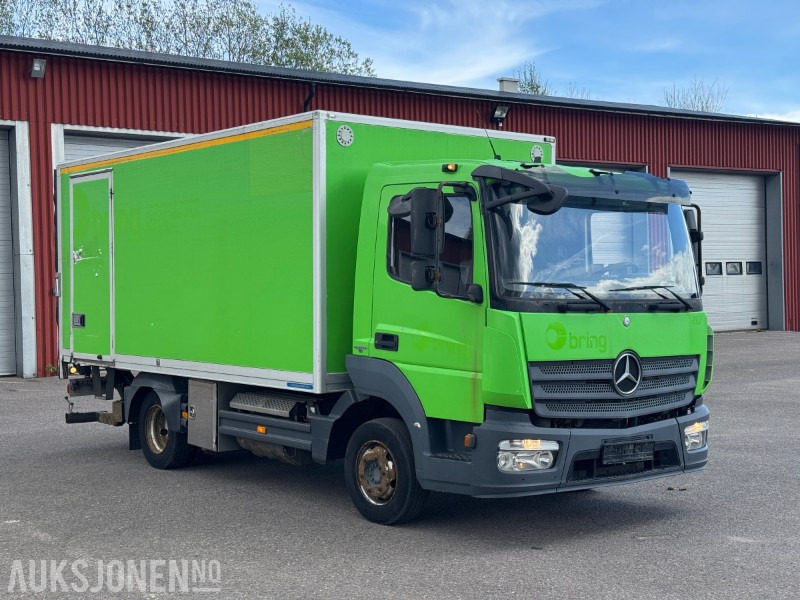 2015 Mercedes-Benz ATEGO - Skapbil med løftelem - Lett lastebil - Camion fourgon: photos 2 2015 Mercedes-Benz ATEGO - Skapbil med løftelem - Lett lastebil - Camion fourgon: photos 2
