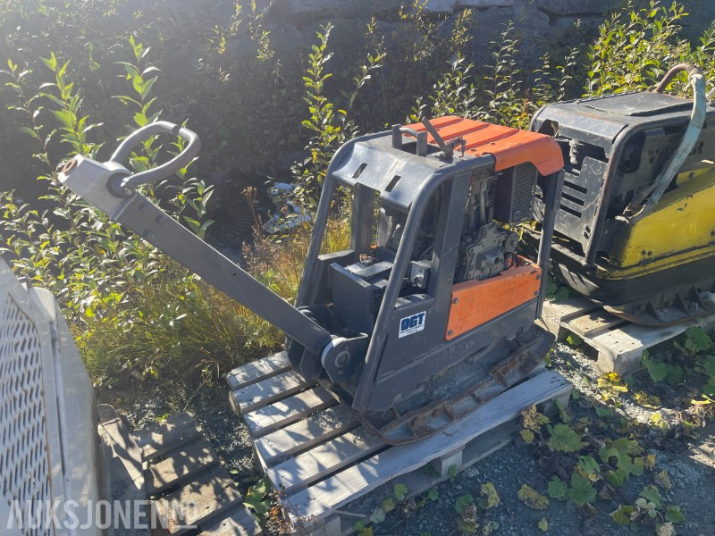 2015 Supra vibroplate - Hoppetusse med Hatz dieselmotor – Reversibel - Compacteur: photos 2 2015 Supra vibroplate - Hoppetusse med Hatz dieselmotor – Reversibel - Compacteur: photos 2