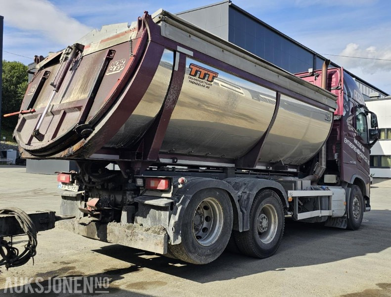 2015 Volvo FH540 6X2 brøyterigget med Norslep tippkasse og asfaltbalje - Camion benne: photos 4 2015 Volvo FH540 6X2 brøyterigget med Norslep tippkasse og asfaltbalje - Camion benne: photos 4