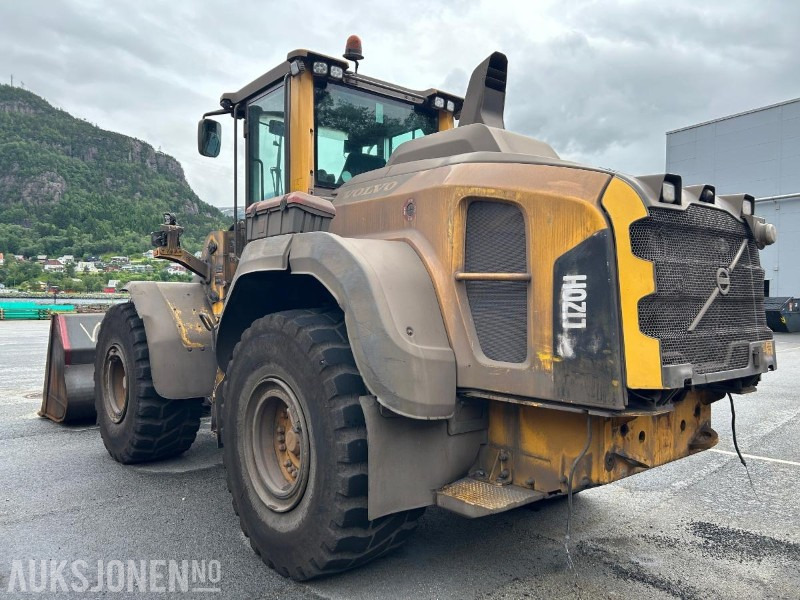 2015 Volvo L120H hjullaster med skuffe - Chargeuse sur pneus: photos 2 2015 Volvo L120H hjullaster med skuffe - Chargeuse sur pneus: photos 2