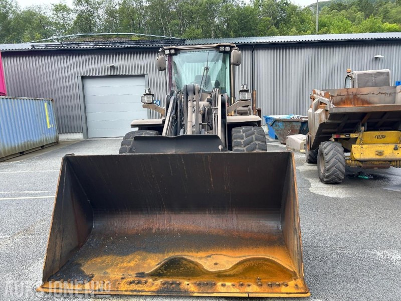 2015 Volvo L120H hjullaster med skuffe - Chargeuse sur pneus: photos 4 2015 Volvo L120H hjullaster med skuffe - Chargeuse sur pneus: photos 4