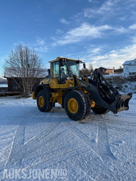 2015 Volvo L90H - 1 Skuff - 7456T - Chargeuse sur pneus: photos 3 2015 Volvo L90H - 1 Skuff - 7456T - Chargeuse sur pneus: photos 3