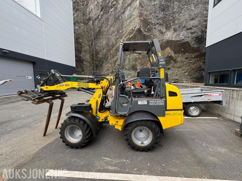 2015 Wacker Neuson WL20e - Elektrisk Hjullaster - Skuffe - Gafler - Minicontainer m/Tipp - Timer: 452 - Chargeuse sur pneus: photos 5 2015 Wacker Neuson WL20e - Elektrisk Hjullaster - Skuffe - Gafler - Minicontainer m/Tipp - Timer: 452 - Chargeuse sur pneus: photos 5