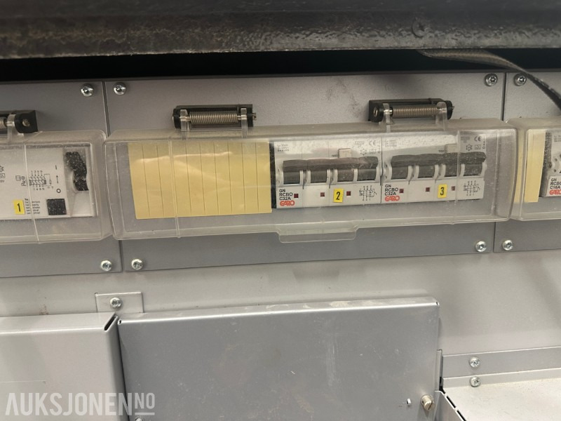 2016 14 stk. Strømskap / byggstrømskap / fordelingsskap - Diverste størrelser - Matériel de chantier: photos 5 2016 14 stk. Strømskap / byggstrømskap / fordelingsskap - Diverste størrelser - Matériel de chantier: photos 5