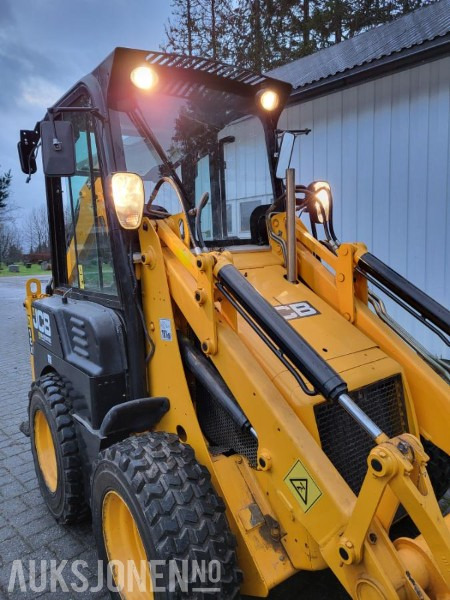 2016 JCB 1CX - Traktorgraver med graveskuff og frontlaster - Tractopelle: photos 2 2016 JCB 1CX - Traktorgraver med graveskuff og frontlaster - Tractopelle: photos 2