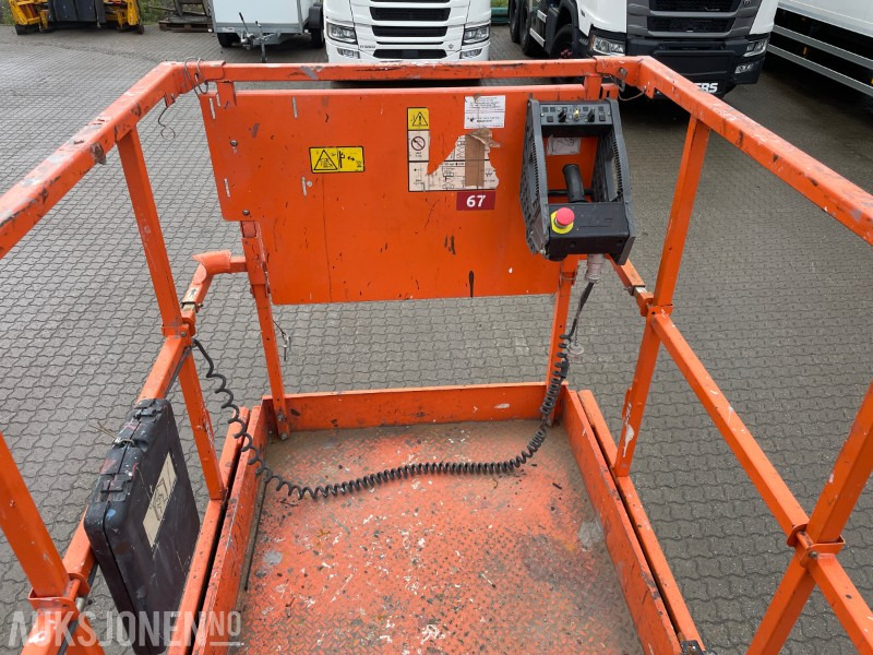 2016 JLG 3246ES elektrisk sakselift - Nacelle: photos 5 2016 JLG 3246ES elektrisk sakselift - Nacelle: photos 5
