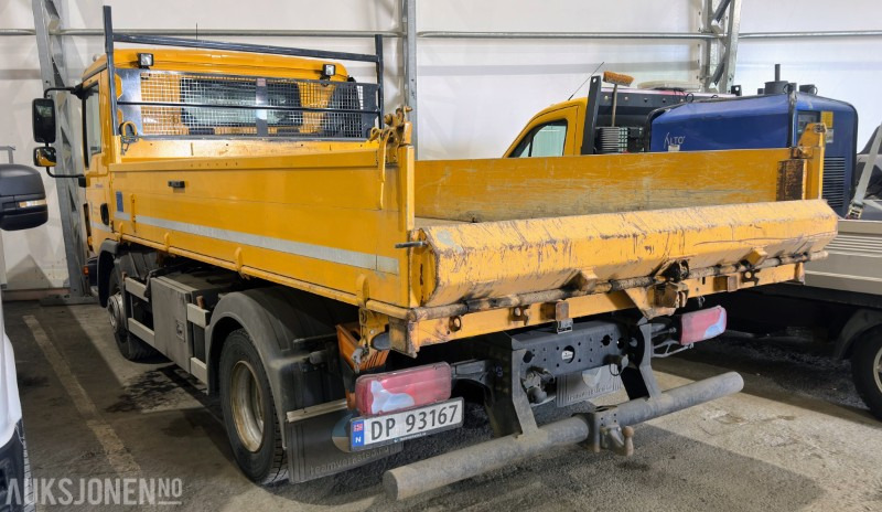 2016 MAN TGL 12.220 4X2 Lastebil med plan | 3-veis tipp | Kun 32 163 km | EU-godkjent til 02/2026 - Camion plateau: photos 5 2016 MAN TGL 12.220 4X2 Lastebil med plan | 3-veis tipp | Kun 32 163 km | EU-godkjent til 02/2026 - Camion plateau: photos 5