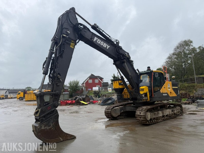 2016 VOLVO EC300EL BELTEGRAVER M/BORTÅRN - ENGCON TILTROTATOR - MASKINSTYRING - SENTRALSMØRING. - Pelle: photos 1 2016 VOLVO EC300EL BELTEGRAVER M/BORTÅRN - ENGCON TILTROTATOR - MASKINSTYRING - SENTRALSMØRING. - Pelle: photos 1