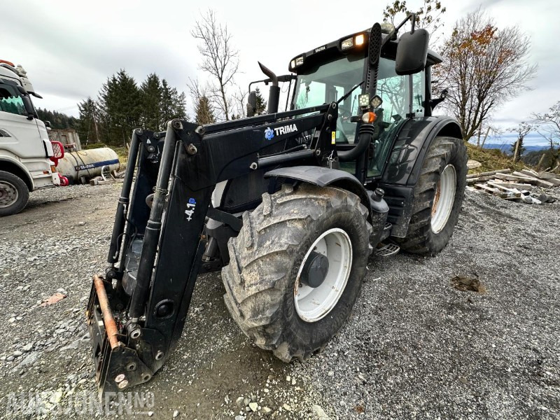 2016 Valtra N163 Direct m/Trima frontlaster, 6080 timer - Tracteur agricole: photos 1 2016 Valtra N163 Direct m/Trima frontlaster, 6080 timer - Tracteur agricole: photos 1