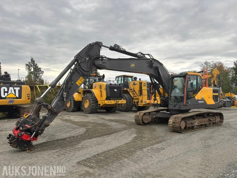 2016 Volvo EC220EL gravemaskin - Pelle: photos 2 2016 Volvo EC220EL gravemaskin - Pelle: photos 2