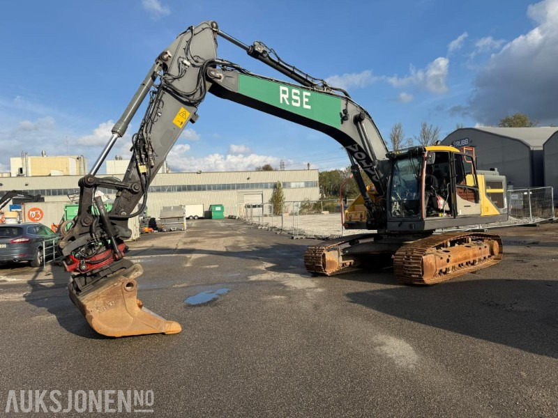 2016 Volvo EC250EL BELTEGRAVER R8 ROTOTILT TOPCON MASKINSTYRING SERVICEHISTORIKK - Pelle: photos 1 2016 Volvo EC250EL BELTEGRAVER R8 ROTOTILT TOPCON MASKINSTYRING SERVICEHISTORIKK - Pelle: photos 1