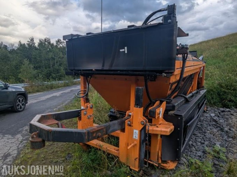 2017 Doppstadt HS-401 Selector Sikt - Kun 80 timer - Hydraulisk drift og magnetbånd - Crible: photos 2 2017 Doppstadt HS-401 Selector Sikt - Kun 80 timer - Hydraulisk drift og magnetbånd - Crible: photos 2
