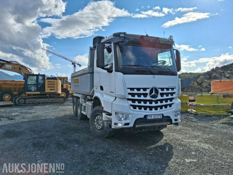 2017 Mercedes-Benz Arocs 2658K - 104745 km - alle servicer. - Camion benne: photos 2 2017 Mercedes-Benz Arocs 2658K - 104745 km - alle servicer. - Camion benne: photos 2