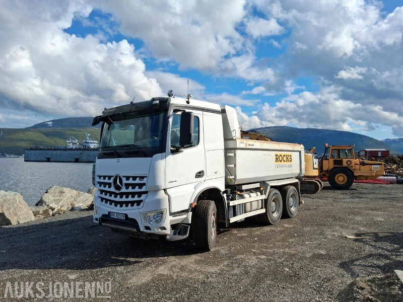 2017 Mercedes-Benz Arocs 2658K - 104745 km - alle servicer. - Camion benne: photos 4 2017 Mercedes-Benz Arocs 2658K - 104745 km - alle servicer. - Camion benne: photos 4