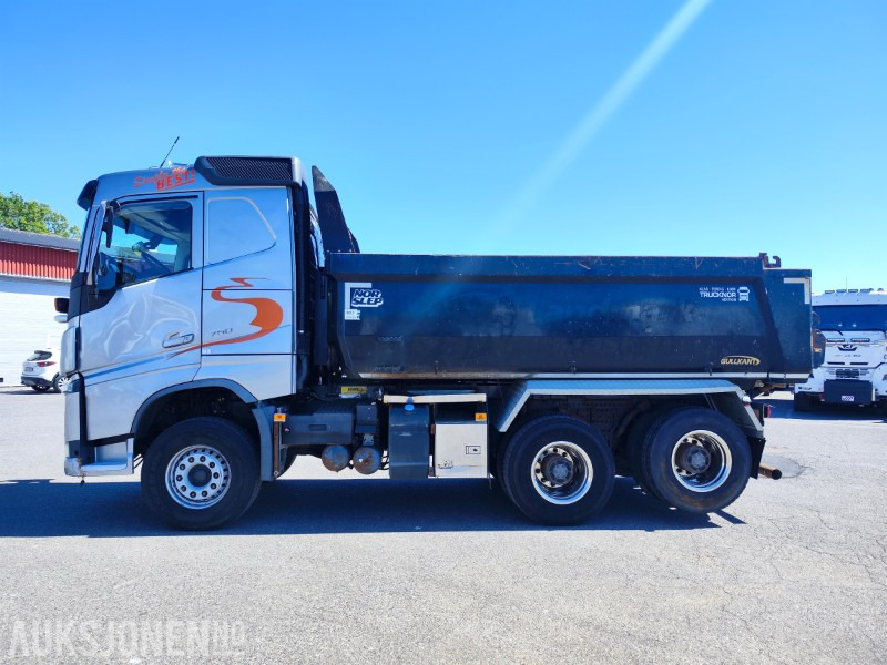 2017 Volvo FH540 6x4 med Norslep dumperkasse – Tandemløft, brøyteopplegg og komplett tilhengeropplegg - Camion benne: photos 2 2017 Volvo FH540 6x4 med Norslep dumperkasse – Tandemløft, brøyteopplegg og komplett tilhengeropplegg - Camion benne: photos 2