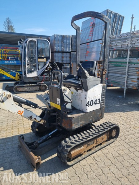 2018 Bobcat E10 AAEM (4043) - Pelle: photos 4 2018 Bobcat E10 AAEM (4043) - Pelle: photos 4