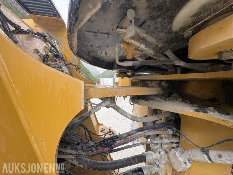 Chargeuse sur pneus 2018 Cat 980M - KUN 1 eier - serviceavtale - sertifisert til 9/25: photos 17
