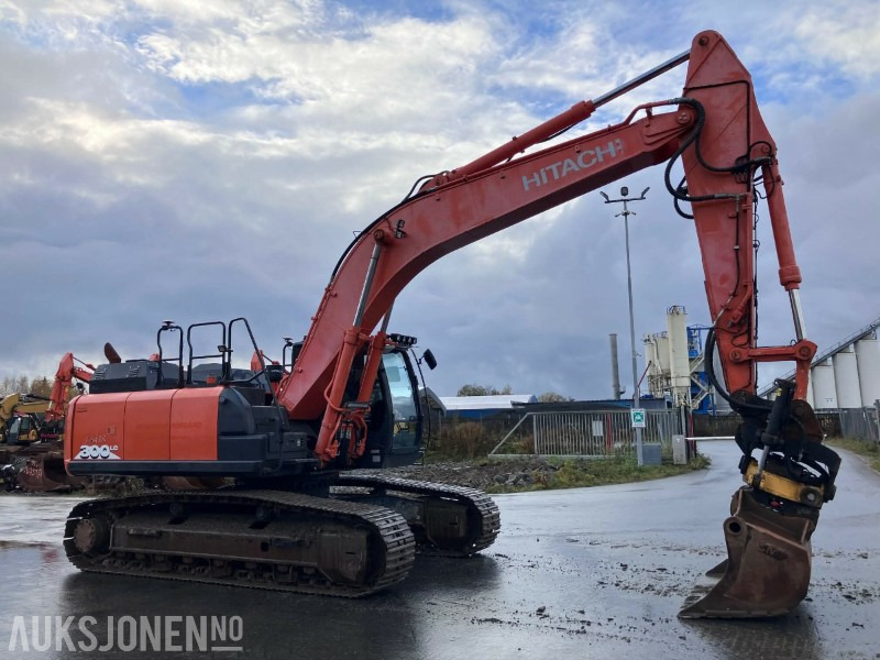 2018 Hitachi ZX300 LC-6 - Topcon GX60 - Sentralsmøring - 8200t - Pelle: photos 2 2018 Hitachi ZX300 LC-6 - Topcon GX60 - Sentralsmøring - 8200t - Pelle: photos 2