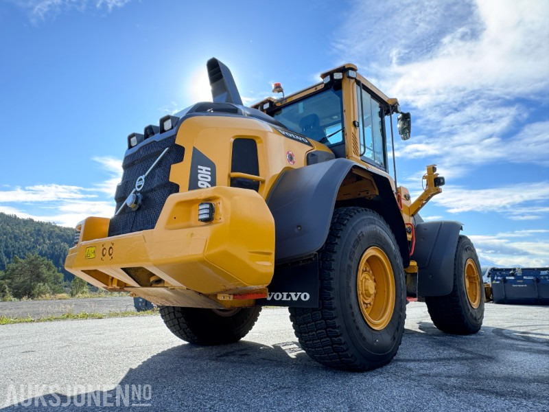 2018 Volvo L90H Hjullaster - Sentralsmøring - Hydraulisk redskapslås - Tilleggshydraulikk - Sertifisert - Chargeuse sur pneus: photos 4 2018 Volvo L90H Hjullaster - Sentralsmøring - Hydraulisk redskapslås - Tilleggshydraulikk - Sertifisert - Chargeuse sur pneus: photos 4