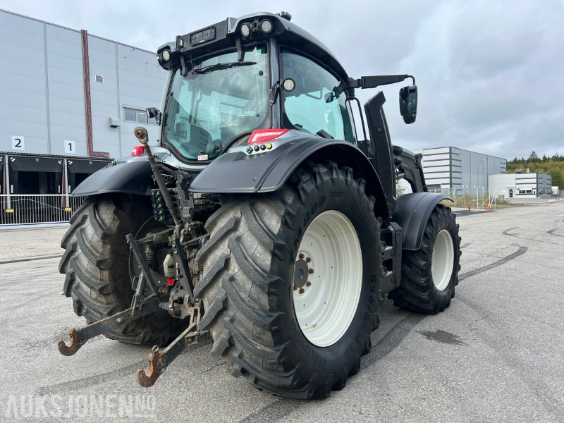 2019 Valtra N174D 1C8 - frontlaster - Tracteur agricole: photos 5 2019 Valtra N174D 1C8 - frontlaster - Tracteur agricole: photos 5