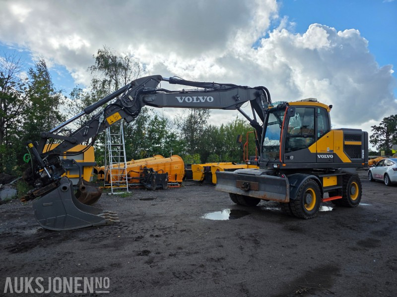 2019 Volvo EW160E 17 tonns hjulgraver - Tiltrotator - Gripeklo - Pusseskuff - Graveskuff - 4602 arbeidstimer - Pelle: photos 1 2019 Volvo EW160E 17 tonns hjulgraver - Tiltrotator - Gripeklo - Pusseskuff - Graveskuff - 4602 arbeidstimer - Pelle: photos 1