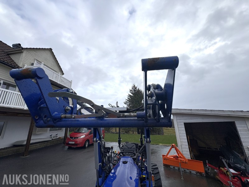 2021 Farmtrac 26H 4WD - KUN 98 timer! - mye tilbehør / ekstra utstyr| - Tracteur agricole: photos 5 2021 Farmtrac 26H 4WD - KUN 98 timer! - mye tilbehør / ekstra utstyr| - Tracteur agricole: photos 5