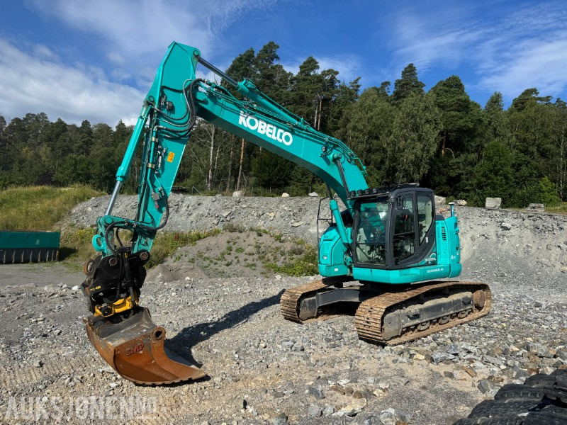 2021 Kobelco SK230SRLC-5E Gravemsakin - Beltegraver - Tiltrotator - GPS - 4 Skuffer - Klype - Pelle: photos 1 2021 Kobelco SK230SRLC-5E Gravemsakin - Beltegraver - Tiltrotator - GPS - 4 Skuffer - Klype - Pelle: photos 1