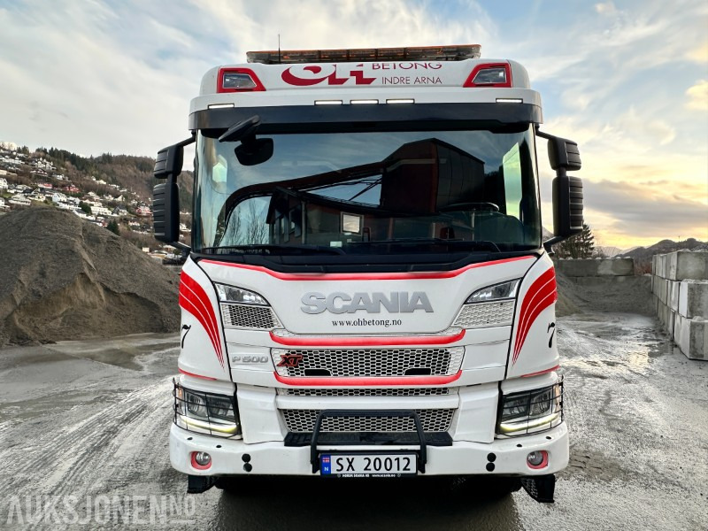 Camion malaxeur 2021 Scania P500XT 8X4 Putzmeister PUMI 28-4Betongpumpe, 83413km: photos 8 Camion malaxeur 2021 Scania P500XT 8X4 Putzmeister PUMI 28-4Betongpumpe, 83413km: photos 8