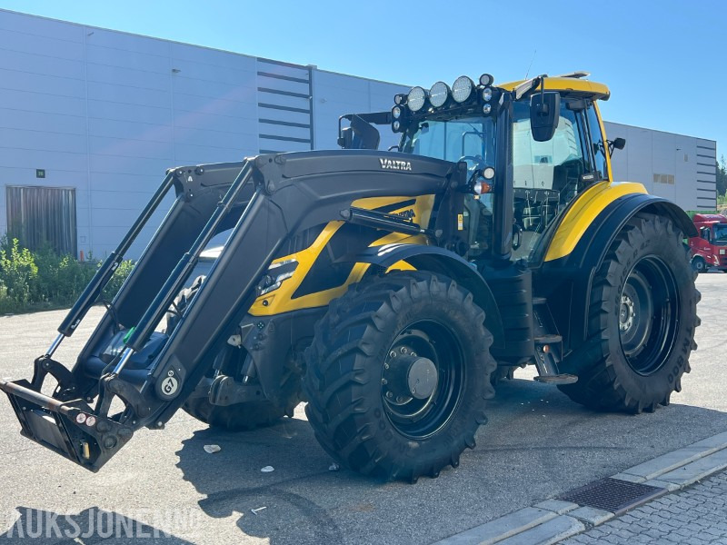 2021 Valtra T255 - Tracteur agricole: photos 1 2021 Valtra T255 - Tracteur agricole: photos 1