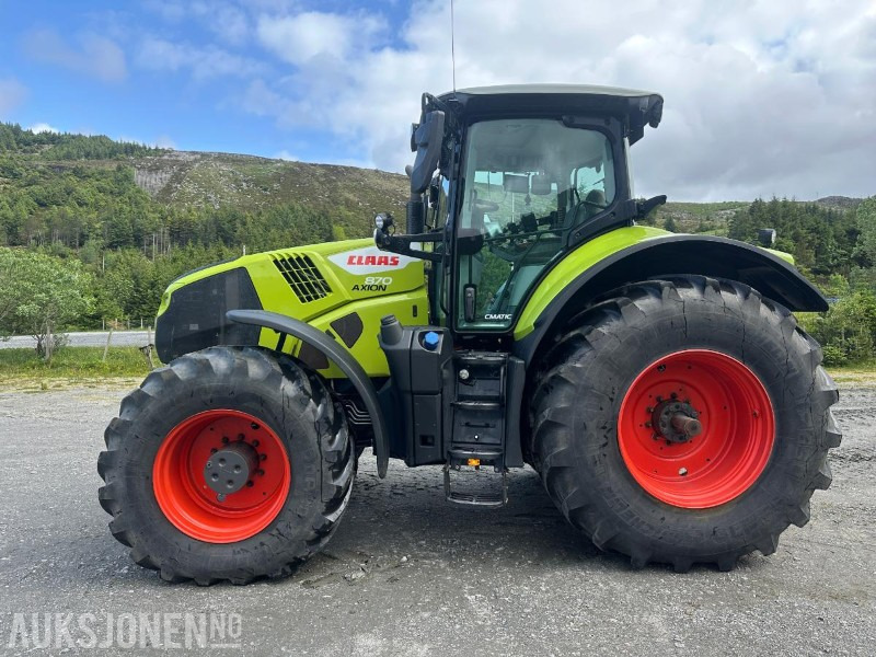 2022 Claas Axion 870 - 4x4 – Kløtsjfritt vendegir - GPS klar - Ryggekamera - 2 Sett dekk - 2261 Timer - Tracteur agricole: photos 2 2022 Claas Axion 870 - 4x4 – Kløtsjfritt vendegir - GPS klar - Ryggekamera - 2 Sett dekk - 2261 Timer - Tracteur agricole: photos 2
