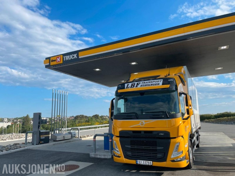 2023 Volvo FM330 SKAPBIL ARKA 18 PALLER SKAP MED FULL SIDEÅPNING - Camion fourgon: photos 2 2023 Volvo FM330 SKAPBIL ARKA 18 PALLER SKAP MED FULL SIDEÅPNING - Camion fourgon: photos 2
