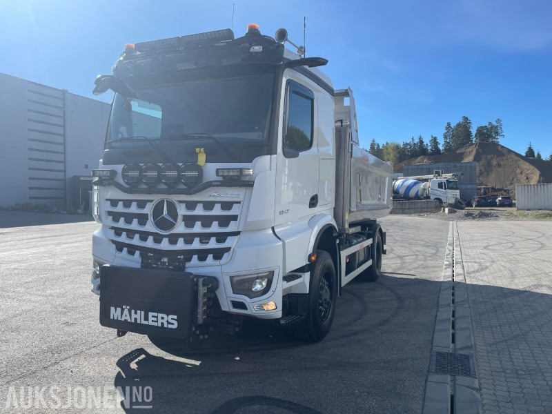 2024 Mercedes-Benz Arocs 1842 4x4 Kombibil m/brøyteopplegg – Kun 13 000 km - Som NY! - Camion benne: photos 2 2024 Mercedes-Benz Arocs 1842 4x4 Kombibil m/brøyteopplegg – Kun 13 000 km - Som NY! - Camion benne: photos 2
