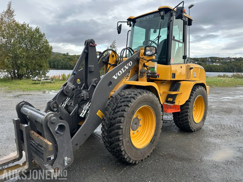 2024 Volvo L35GT HJULLASTER MED PALLEGAFFLER - 256 TIMER - Chargeuse sur pneus: photos 1 2024 Volvo L35GT HJULLASTER MED PALLEGAFFLER - 256 TIMER - Chargeuse sur pneus: photos 1