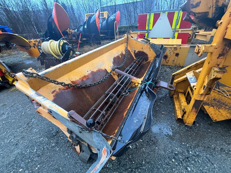 1994 Falköping B10LU Etterhengende spreder - Accessoire pour Engins de chantier: photos 5 1994 Falköping B10LU Etterhengende spreder - Accessoire pour Engins de chantier: photos 5