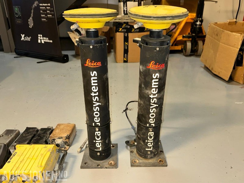 2017 Leica GPS 80 Maskinstyring - komplett system - Accessoire pour Engins de chantier: photos 2 2017 Leica GPS 80 Maskinstyring - komplett system - Accessoire pour Engins de chantier: photos 2