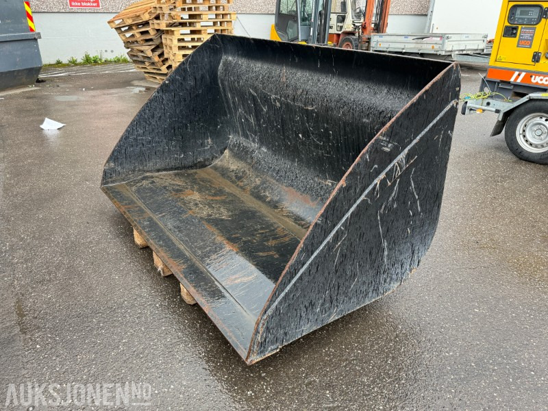 2018 Manitou CBA 1500 S3 L2050FF skuffe - Accessoire pour Engins de chantier: photos 1 2018 Manitou CBA 1500 S3 L2050FF skuffe - Accessoire pour Engins de chantier: photos 1