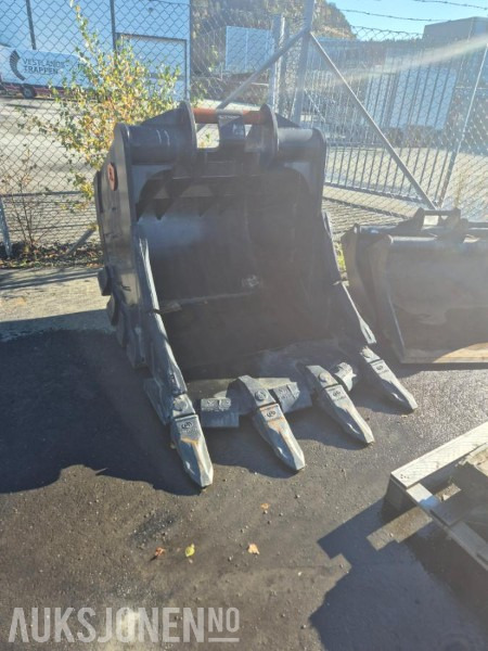 Accessoire pour Engins de chantier 2022 Hardlife S70 Heavy Duty Graveskuffe 1450l: photos 1