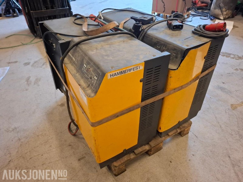 4 stk Jungheinrich batterilader til truck - Accessoire pour Engins de chantier: photos 1 4 stk Jungheinrich batterilader til truck - Accessoire pour Engins de chantier: photos 1
