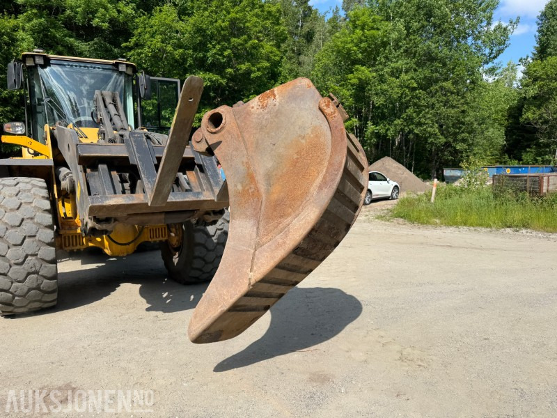 Andre Smalskuffe KM1 - B20 - Accessoire pour Engins de chantier: photos 1 Andre Smalskuffe KM1 - B20 - Accessoire pour Engins de chantier: photos 1