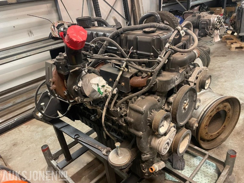 Motor til Doosan Lc350-7 - Accessoire pour Engins de chantier: photos 3 Motor til Doosan Lc350-7 - Accessoire pour Engins de chantier: photos 3