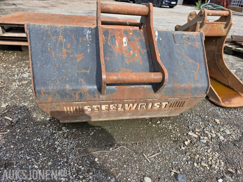 Steelwrist pusse skuffe - Accessoire pour Engins de chantier: photos 5 Steelwrist pusse skuffe - Accessoire pour Engins de chantier: photos 5