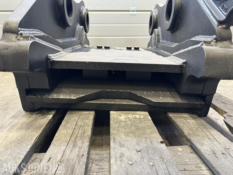 UBRUKT Götene Hydraulisk HK-feste G90 - Accessoire pour Engins de chantier: photos 4 UBRUKT Götene Hydraulisk HK-feste G90 - Accessoire pour Engins de chantier: photos 4