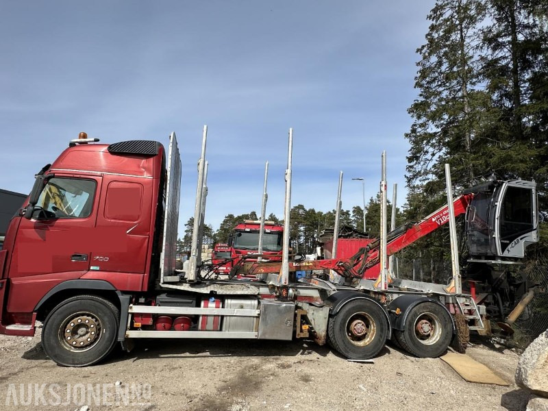 2011 Volvo FH16 - Tømmerbil med FTG V-kran - rep.objekt - Autre matériel: photos 2 2011 Volvo FH16 - Tømmerbil med FTG V-kran - rep.objekt - Autre matériel: photos 2