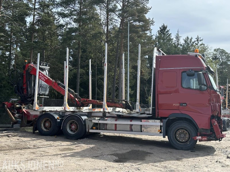 2011 Volvo FH16 - Tømmerbil med FTG V-kran - rep.objekt - Autre matériel: photos 3 2011 Volvo FH16 - Tømmerbil med FTG V-kran - rep.objekt - Autre matériel: photos 3